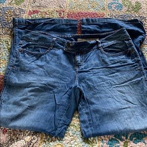 DKNY Lightweight Jeans